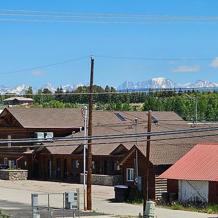 Wallace Bnb Пайндейл Экстерьер фото